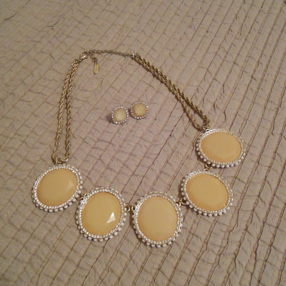 Natasha Necklace & Earrings